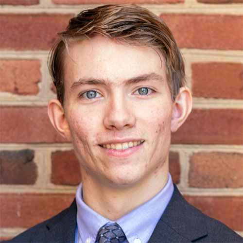 Alex Woolsey headshot